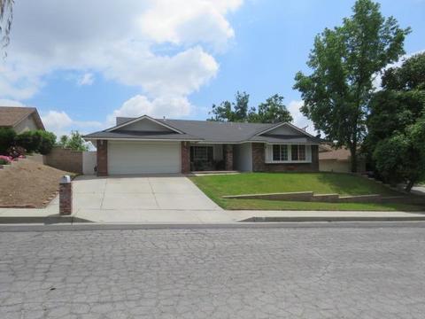 3357 Mirada Rd, Highland, CA 92346 photo 2