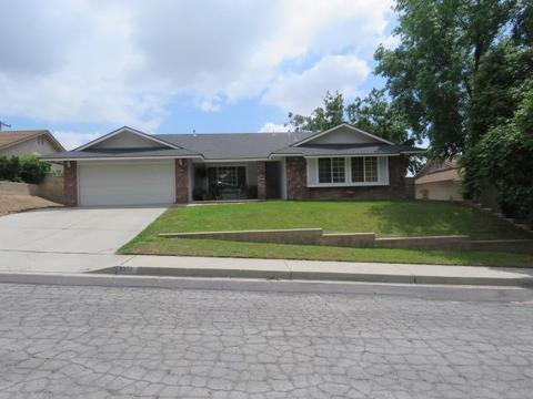 3357 Mirada Rd, Highland, CA 92346 photo 1