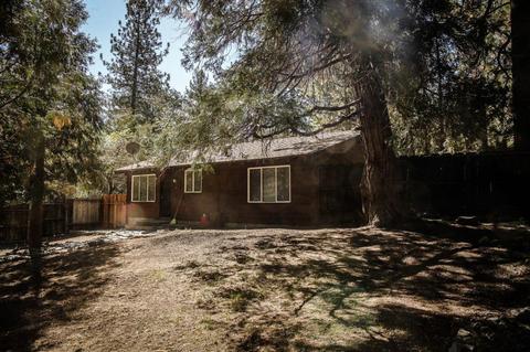 1590 Linnet Rd, Wrightwood, CA 92397 photo 3
