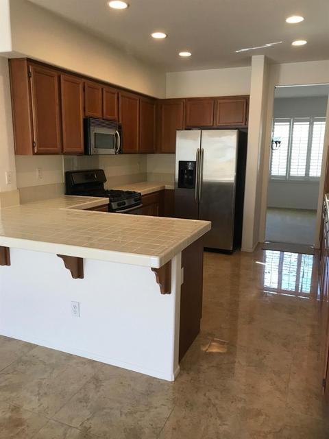 11021 Windcrest Ct, Adelanto, CA 92301 photo 4