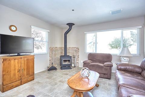 31617 Pawnee St, Lucerne Valley, CA 92356 photo 4