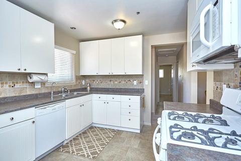31617 Pawnee St, Lucerne Valley, CA 92356 photo 9