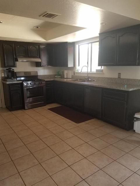 12399 Omak Rd, Apple Valley, CA 92308 photo 4