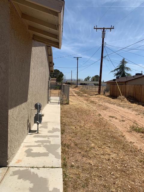 20941 Cayuga Rd, Apple Valley, CA 92308 photo 25