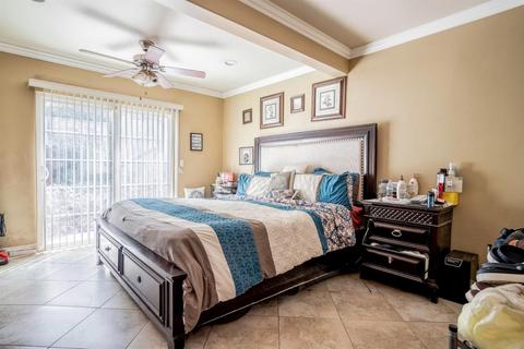 1004 S Washington Ave, Compton, CA 90221 photo 12