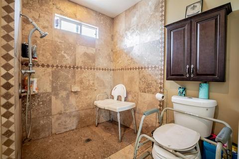 1004 S Washington Ave, Compton, CA 90221 photo 13