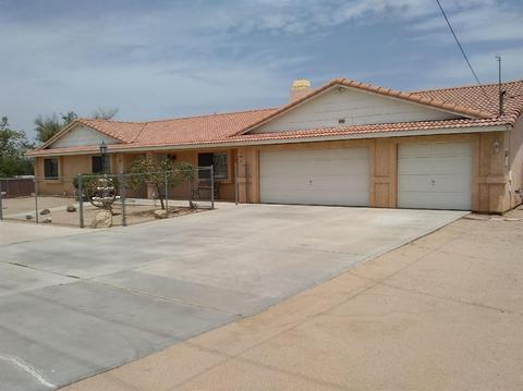 11743 Oakwood Ave, Hesperia, CA 92345 photo 1