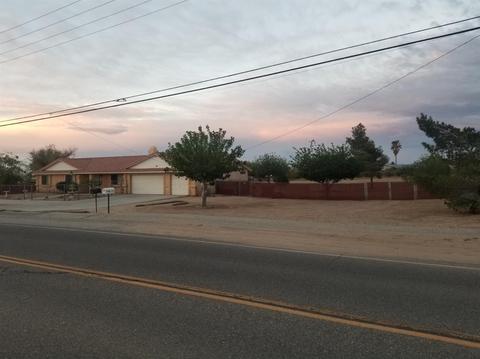 11743 Oakwood Ave, Hesperia, CA 92345 photo 3