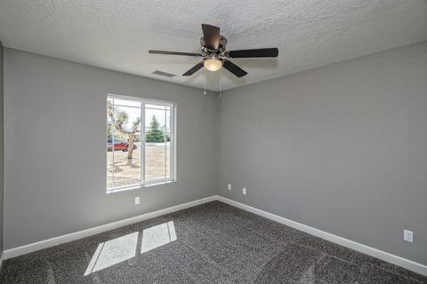 19983 Crow Rd, Apple Valley, CA 92307 photo 32