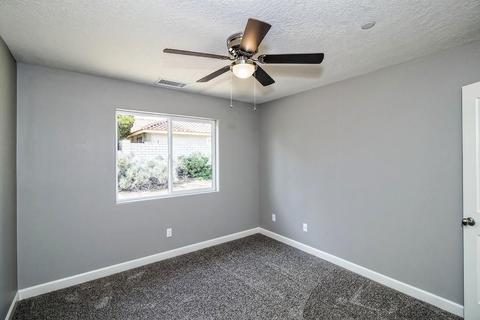 19983 Crow Rd, Apple Valley, CA 92307 photo 35