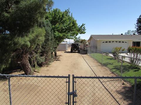 17771 Eucalyptus St, Hesperia, CA 92345 photo 24