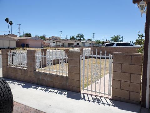 1621 De Anza St, Barstow, CA 92311 photo 2