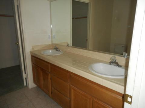 11519 Oak St, Apple Valley, CA 92308 photo 17