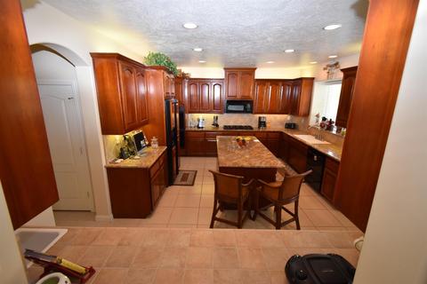 16248 Ridge View Dr, Apple Valley, CA 92307 photo 11