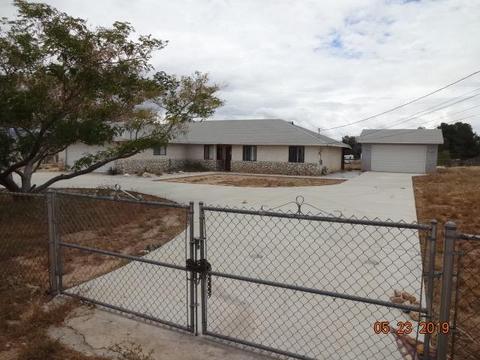 16693 Mesa St, Hesperia, CA 92345 photo 1