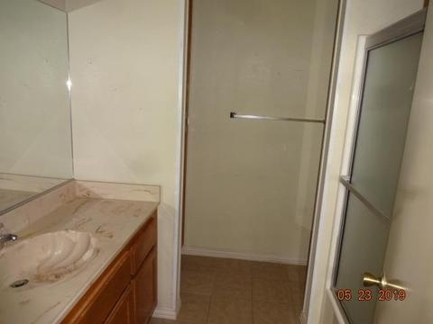 16693 Mesa St, Hesperia, CA 92345 photo 2