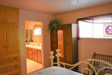 549 Oriole Rd, Wrightwood, CA 92397 photo 27