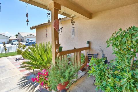 15012 Huntington St, Adelanto, CA 92301 photo 4