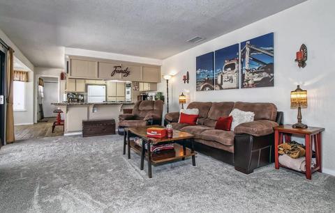 12556 Silverwood St, Hesperia, CA 92345 photo 5