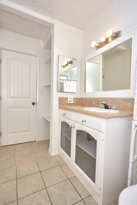 251 W E St, Colton, CA 92324 photo 18