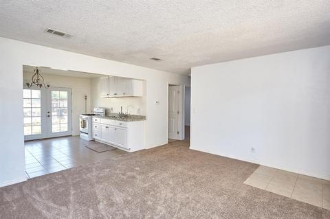 251 W E St, Colton, CA 92324 photo 11