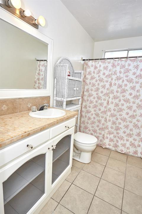 251 W E St, Colton, CA 92324 photo 19