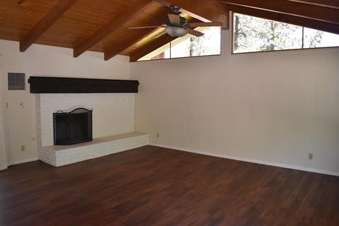 5618 Sheep Creek Dr, Wrightwood, CA 92397 photo 2