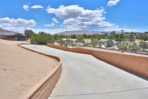 17572 Buckthorn Ave, Hesperia, CA 92345 photo 13