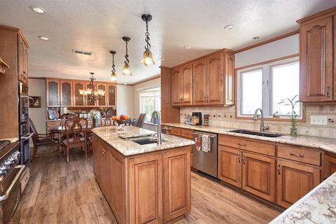 17572 Buckthorn Ave, Hesperia, CA 92345 photo 33