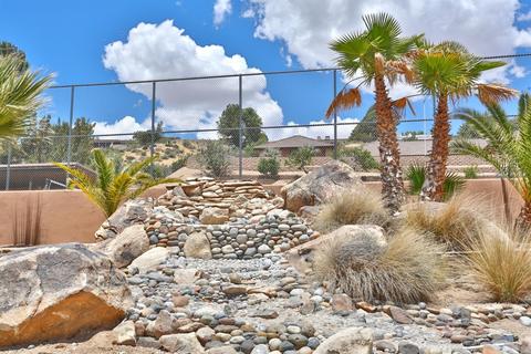 17572 Buckthorn Ave, Hesperia, CA 92345 photo 2