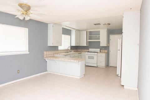 37152 Torres Ave, Barstow, CA 92311 photo 3