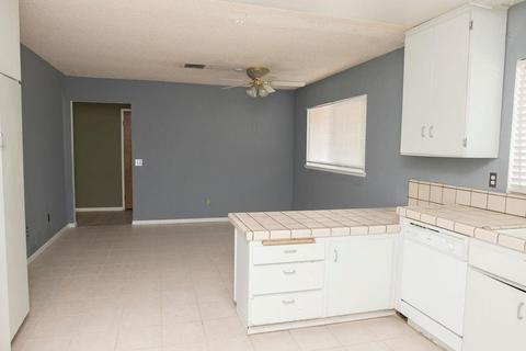 37152 Torres Ave, Barstow, CA 92311 photo 5