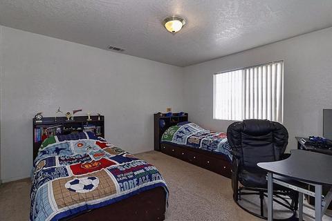 14821 Clovis St, Victorville, CA 92394 photo 8