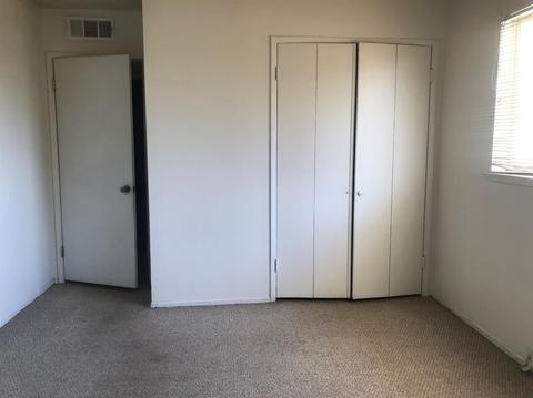 1233 E Navajo St, Barstow, CA 92311 photo 10