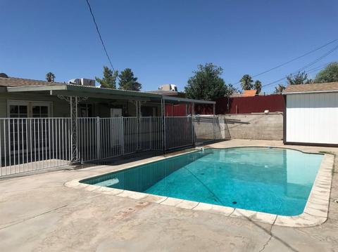1233 E Navajo St, Barstow, CA 92311 photo 4