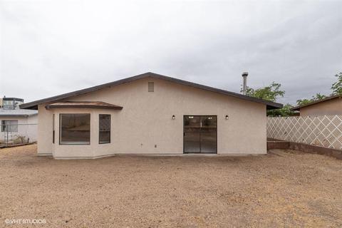1109 Piute St, Barstow, CA 92311 photo 4