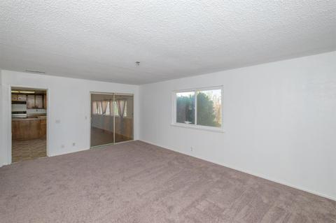21150 Pine Ridge Ave, Apple Valley, CA 92307 photo 36