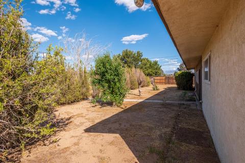 21150 Pine Ridge Ave, Apple Valley, CA 92307 photo 44