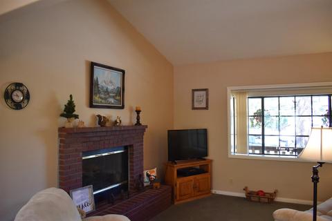 5226 Desert View Dr, Wrightwood, CA 92397 photo 7
