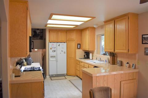 5226 Desert View Dr, Wrightwood, CA 92397 photo 9