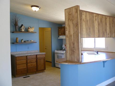 12174 Greystone Rd, Phelan, CA 92371 photo 5
