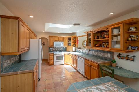 18970 Seneca Rd, Apple Valley, CA 92307 photo 25