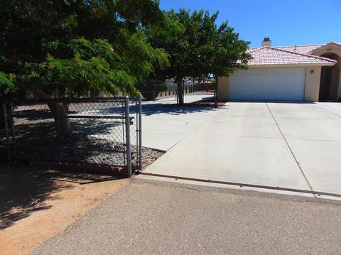 10721 Cochiti Rd, Apple Valley, CA 92308 photo 5