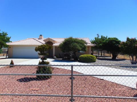 10721 Cochiti Rd, Apple Valley, CA 92308 photo 2