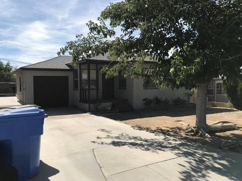 712 S 2nd St, Barstow, CA 92311 photo 2