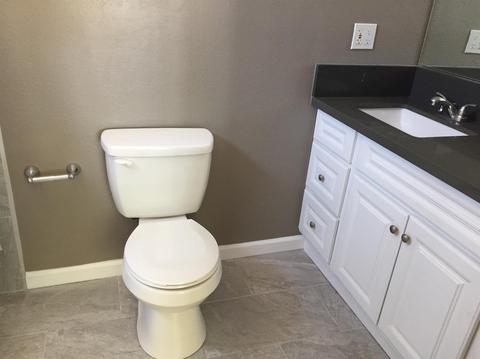 10785 8th Ave, Hesperia, CA 92345 photo 9