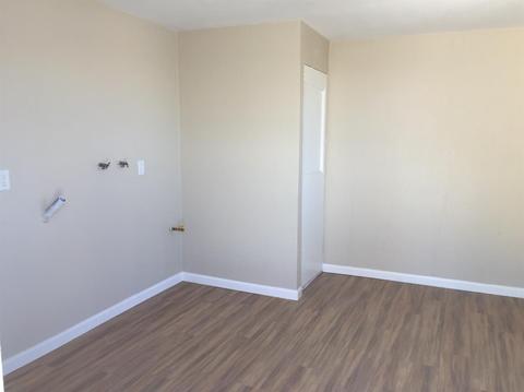 10785 8th Ave, Hesperia, CA 92345 photo 7