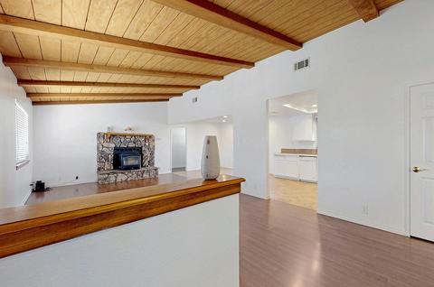 11680 Shangri La Ave, Hesperia, CA 92345 photo 5