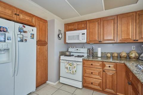 11203 Oakwood Ave, Hesperia, CA 92345 photo 15