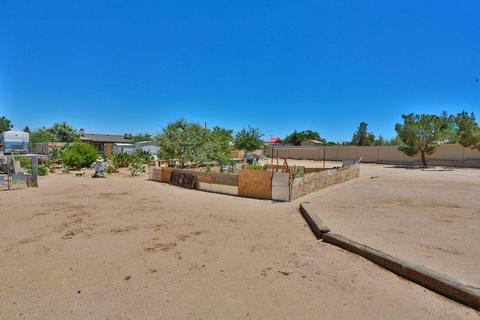 11203 Oakwood Ave, Hesperia, CA 92345 photo 37